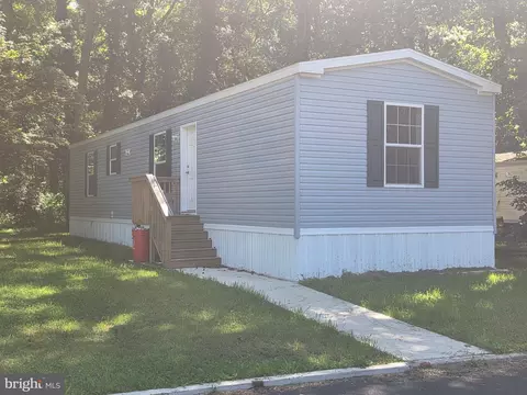 57 E Quilleytown Rd #119, Carneys Point, NJ 08069