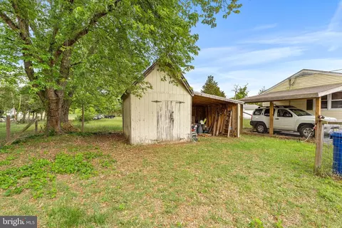 Exterior - 2 Stuart Dr, Salem, NJ 08079 photo 8 of 8