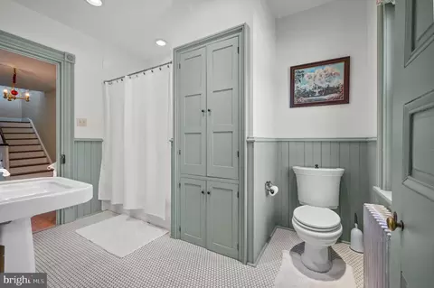 Bath - 109 W Broadway, Salem, NJ 08079 photo 1 of 2