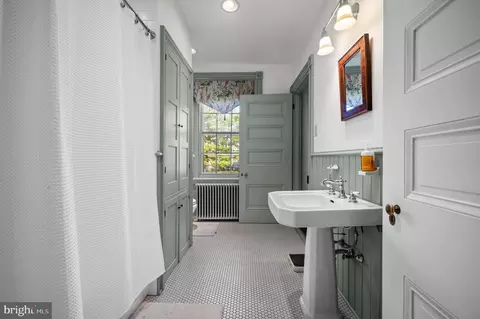 Bath - 109 W Broadway, Salem, NJ 08079 photo 2 of 2