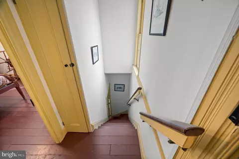 Entry Way - 109 W Broadway, Salem, NJ 08079 photo 3 of 11