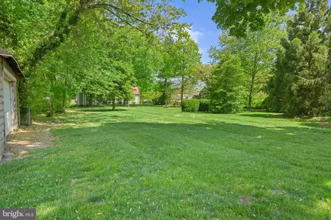 Exterior - 109 W Broadway, Salem, NJ 08079 photo 12 of 14