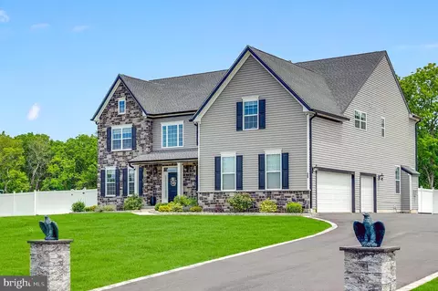 20 Katie Dr, Pedricktown, NJ 08067