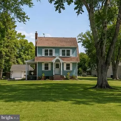 615 Hawks Bridge Rd, Carneys Point, NJ 08069