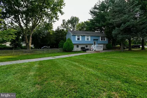 5 Oaklyn Ter, Pittsgrove, NJ 08318