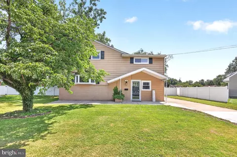 2 Patterson Ave, Pennsville, NJ 08070