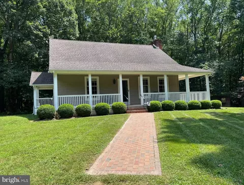 12 South Dr, Pennsville, NJ 08070