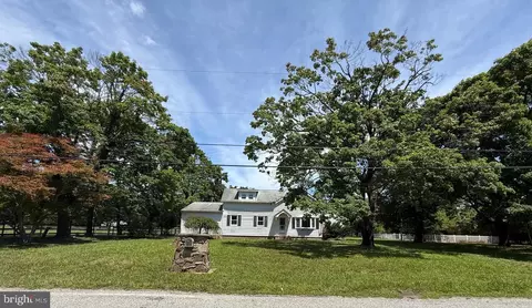 160 Lawrence Corner Rd, Elmer, NJ 08318