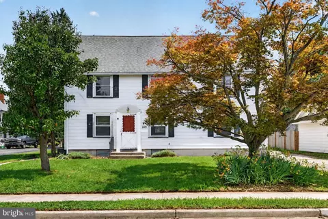109 Oak St, Elmer, NJ 08318