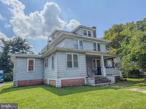 42 N Railroad Ave, Pedricktown, NJ 08067
