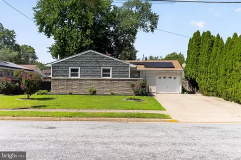 18 Charles Pl, Pennsville, NJ 08070