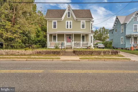 211 S 213 S Main St, Elmer, NJ 08318