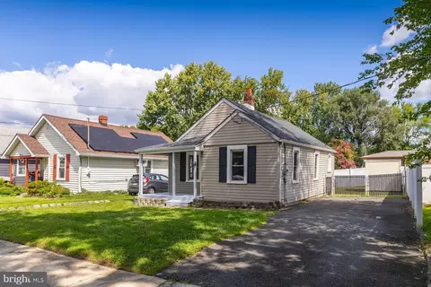 50 Jenkins Ave, Pennsville, NJ 08070