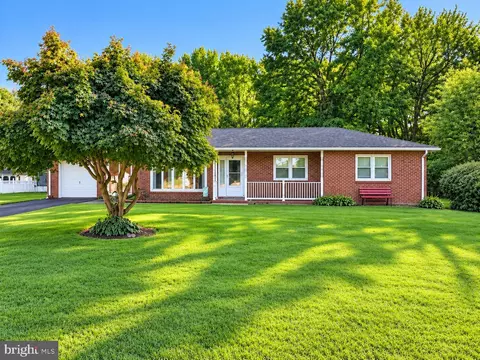 312 Highland Ave, Carneys Point, NJ 08069