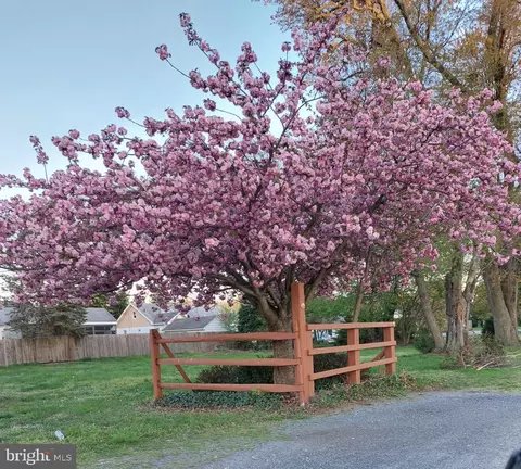E Boston Road, Pennsville, NJ 08070