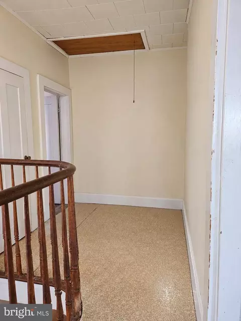 Entry Way - 87 W 89 W Broadway, Salem, NJ 08079 photo 2 of 5
