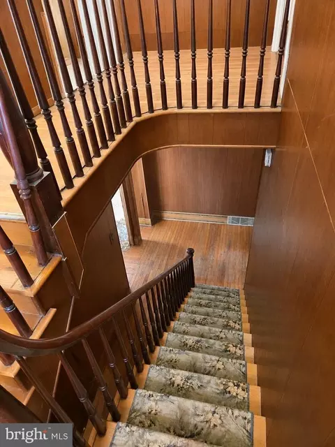 Entry Way - 87 W 89 W Broadway, Salem, NJ 08079 photo 3 of 5