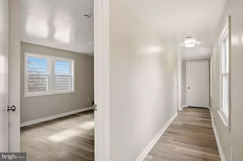 Entry Way - 369 E Broadway, Salem, NJ 08079 photo 2 of 3