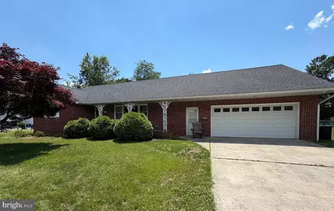 47 Benson Ave, Pennsville, NJ 08070