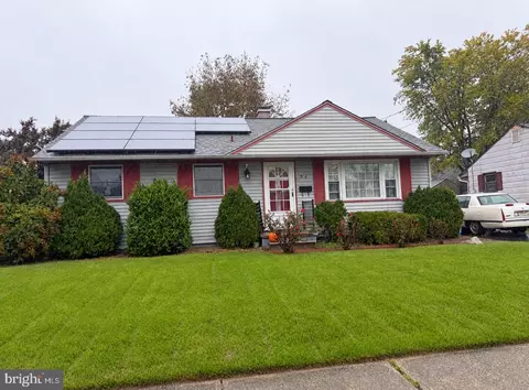 24 Charles Pl, Pennsville, NJ 08070