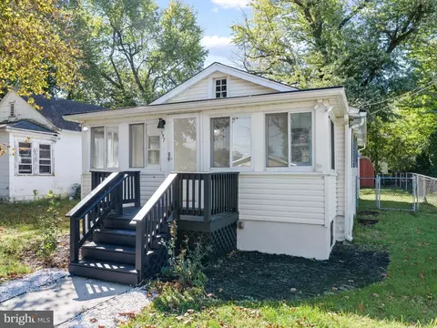 157 Georgia Rd, Pennsville, NJ 08070