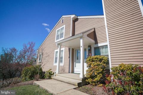 87 N Edgewood Rd, Bedminster, NJ 07921
