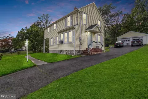 98 Ridge Ave, North Plainfield, NJ 07060