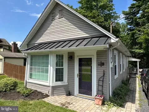146 Washington St, Rocky Hill, NJ 08553