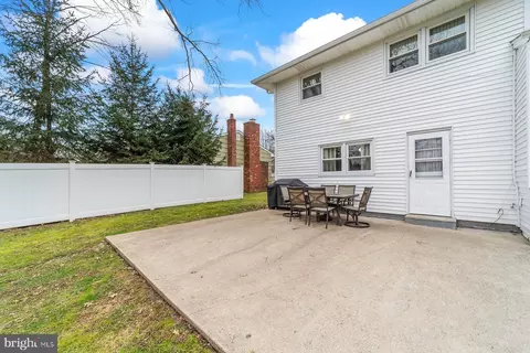 679 Warfield Rd, North Plainfield, NJ 07063 photo 38