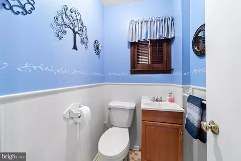 679 Warfield Rd, North Plainfield, NJ 07063 photo 20
