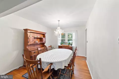 679 Warfield Rd, North Plainfield, NJ 07063 photo 18