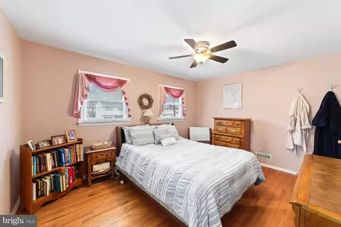 679 Warfield Rd, North Plainfield, NJ 07063 photo 23