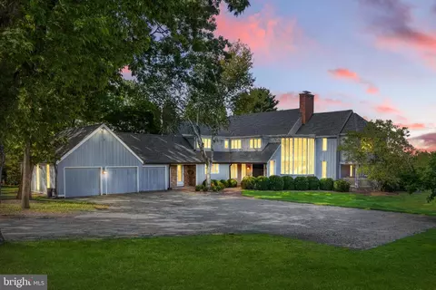 126 Rolling Hill Rd, Skillman, NJ 08558