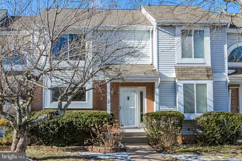 37 Whitehall Ct, Hillsborough, NJ 08844