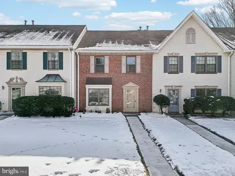 703 Brokaw Ct, Bridgewater, NJ 08807