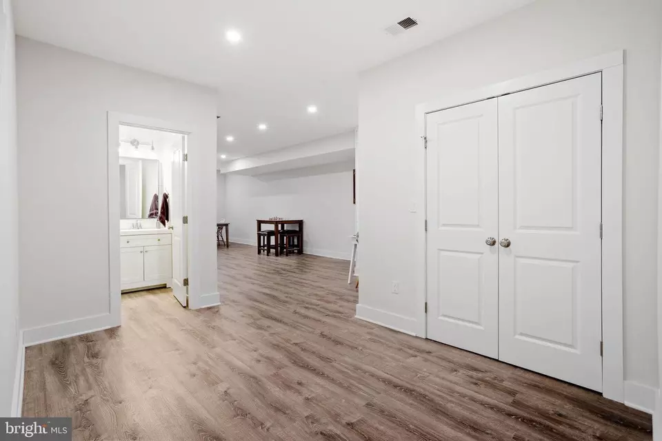 Entry Way - 8 Hyssop Dr, Warren, NJ 07059 photo 19 of 21