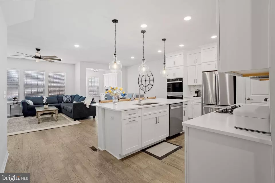 Kitchen - 8 Hyssop Dr, Warren, NJ 07059 photo 1 of 2