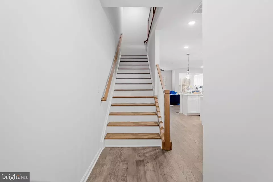 Entry Way - 8 Hyssop Dr, Warren, NJ 07059 photo 2 of 21