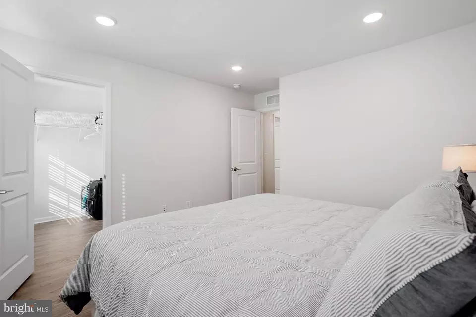 Bedroom - 8 Hyssop Dr, Warren, NJ 07059 photo 4 of 4