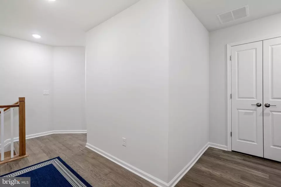 Entry Way - 8 Hyssop Dr, Warren, NJ 07059 photo 13 of 21