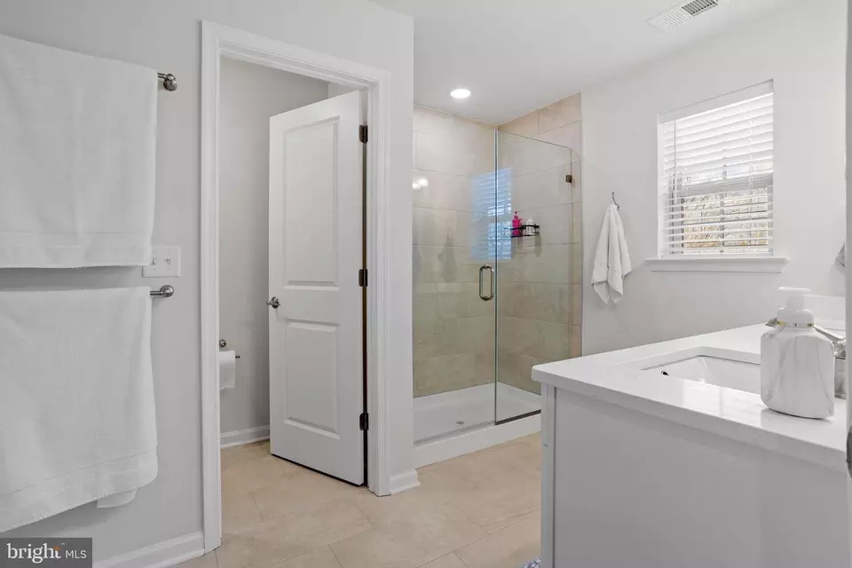 Entry Way - 8 Hyssop Dr, Warren, NJ 07059 photo 14 of 21