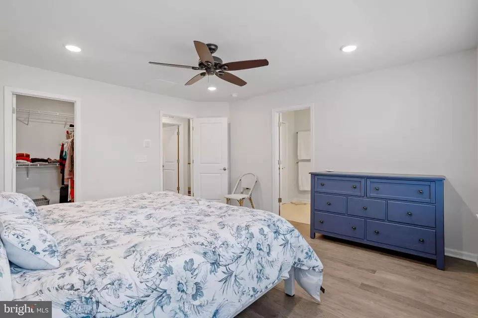 Bedroom - 8 Hyssop Dr, Warren, NJ 07059 photo 2 of 4