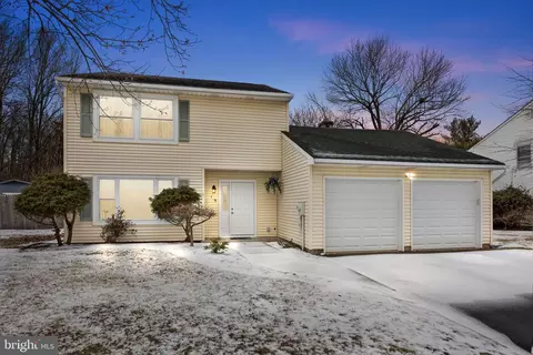 19 Pierson Dr, Hillsborough, NJ 08844