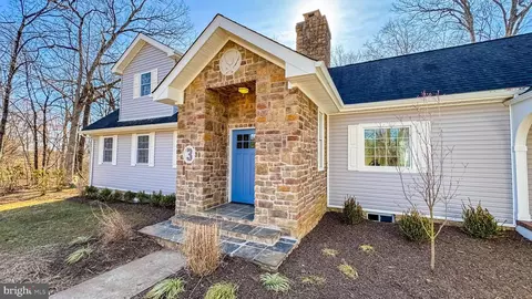 3 Brady Dr, Gladstone, NJ 07934