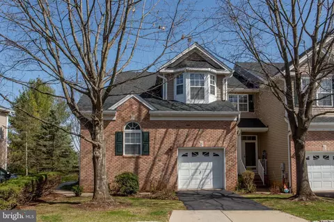 51 Jackson Ave, Princeton, NJ 08540
