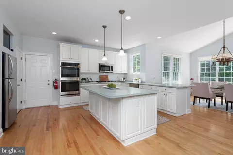 9 Deer Path, Skillman, NJ 08558 photo 6