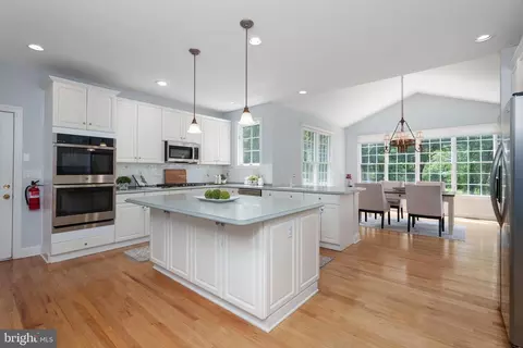 9 Deer Path, Skillman, NJ 08558 photo 5