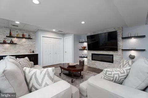 9 Deer Path, Skillman, NJ 08558 photo 28