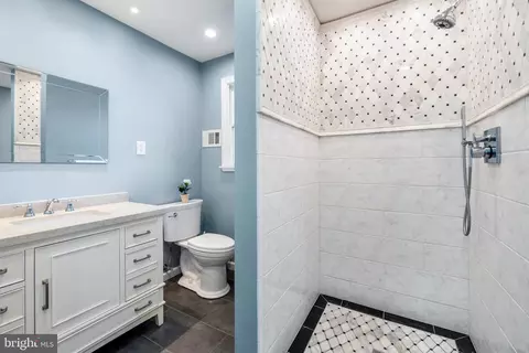 Bath - 35 Brookside Dr, Skillman, NJ 08558 photo 2 of 3