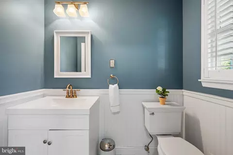 Bath - 35 Brookside Dr, Skillman, NJ 08558 photo 1 of 3